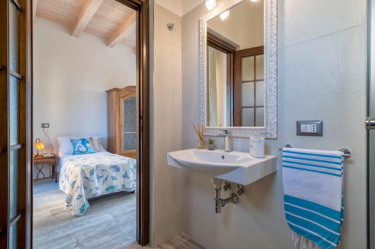 Lungomare Garibaldi - Attico A Due Passi Dal Mare Apartment อาลเกโร ภายนอก รูปภาพ