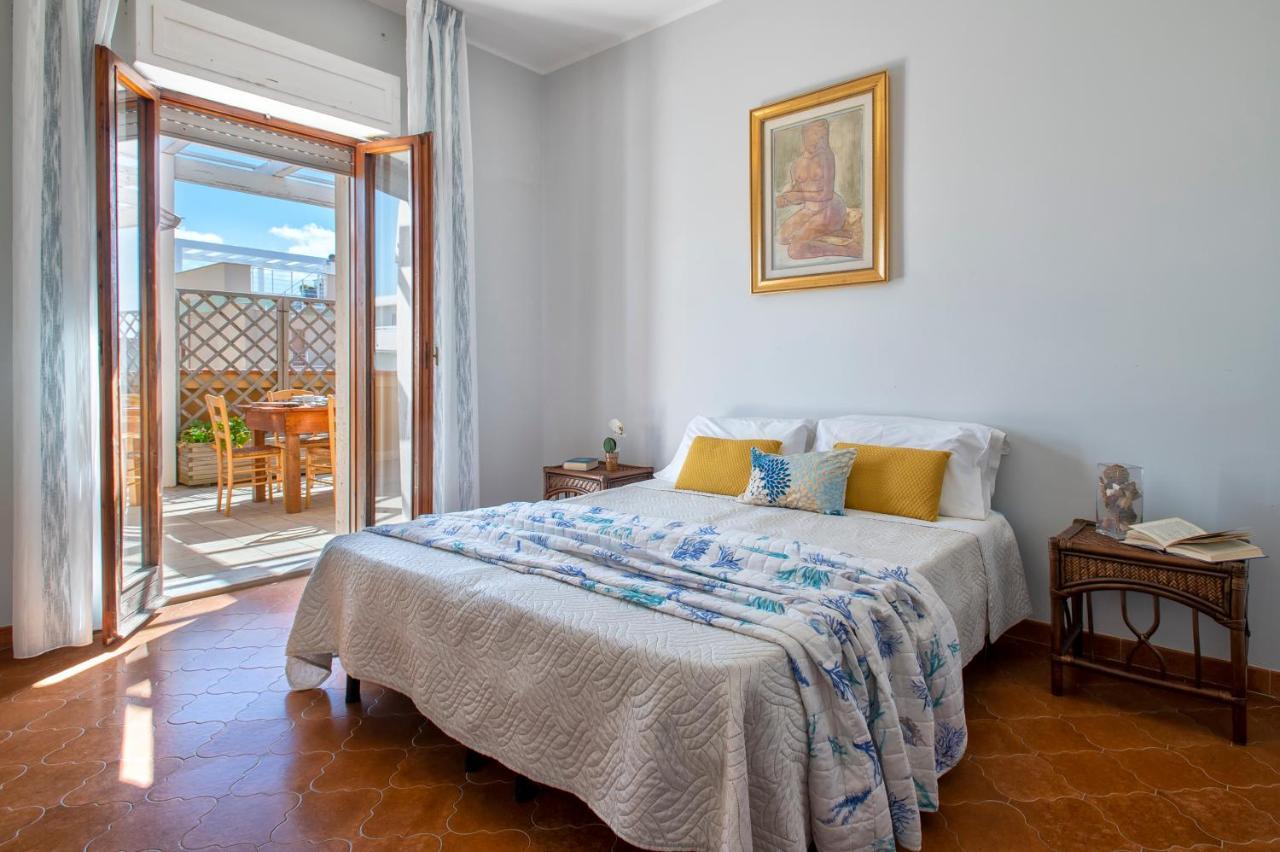 Lungomare Garibaldi - Attico A Due Passi Dal Mare Apartment อาลเกโร ภายนอก รูปภาพ