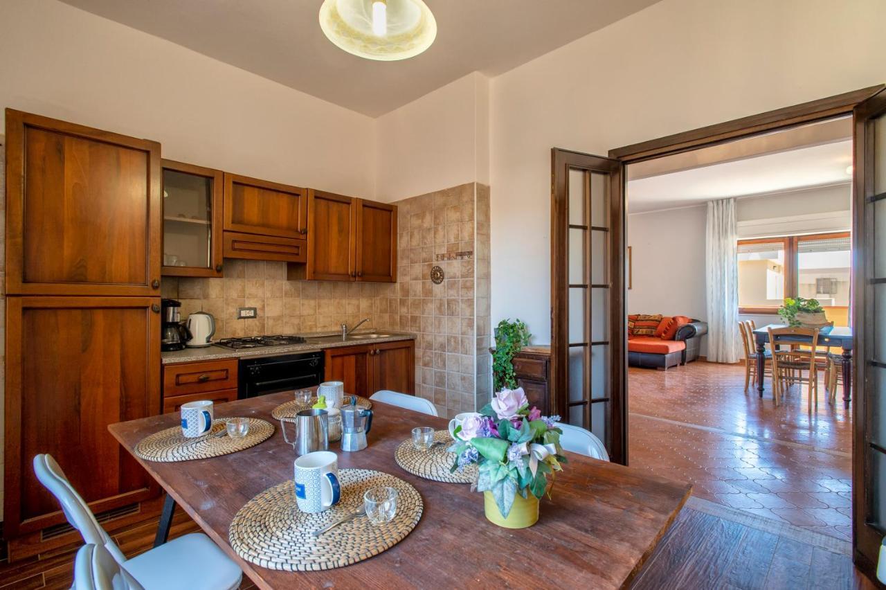 Lungomare Garibaldi - Attico A Due Passi Dal Mare Apartment อาลเกโร ภายนอก รูปภาพ