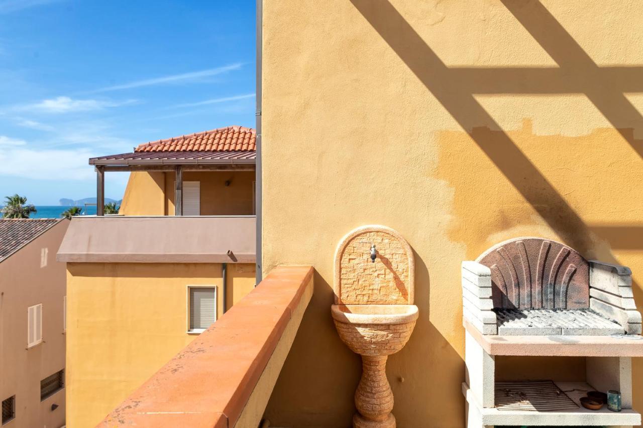 Lungomare Garibaldi - Attico A Due Passi Dal Mare Apartment อาลเกโร ภายนอก รูปภาพ